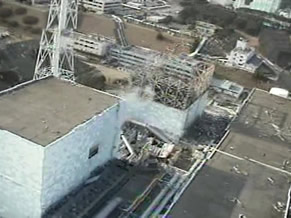 Photo 5. Reactor building of Unit1-2 at Fukushima Daiichi Nuclear Power Station