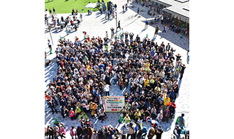 町の魅力や地域特産品を発信したイベントのお手伝い