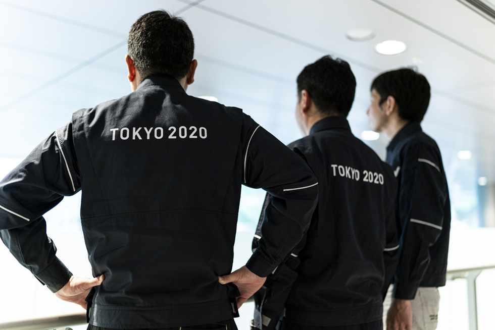 背負うは「TOKYO2020」のロゴ。だが、安定供給への思いはTEPCOのユニフォームに身を包むときとなんら変わりない